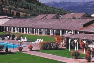 Virginian Lodge