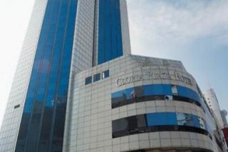 Gloria Plaza Hotel