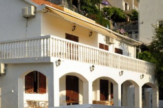 Zoran Apartments