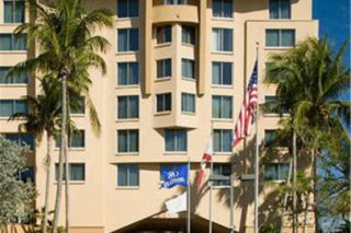 Hilton  Airport