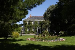 Rose in Vale Country House Hotel