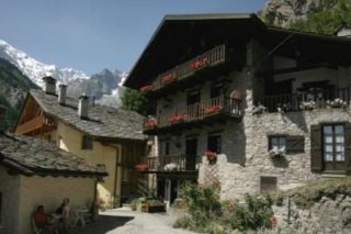Hotel Meublé Emile Rey