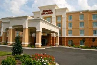 Hampton Inn & Suites