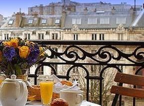 Golden Tulip Little Palace