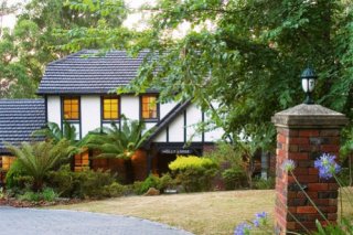 Holly Lodge