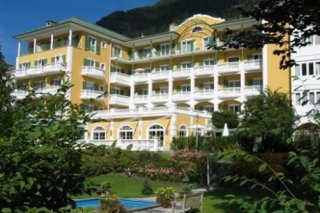 Grand Park Hotel