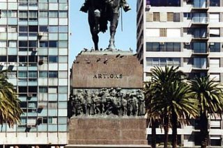 Pomnika Artigas
