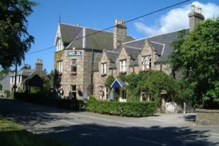 Loch Kinord Hotel