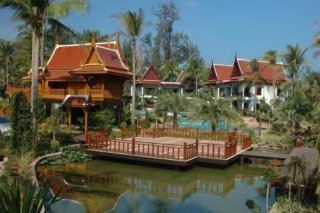 Royal Lanta Resort & Spa