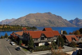 Copthorne Lakefront Hotel & Resort