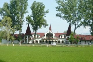 Lovasliget Panzió