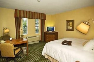 Hampton Inn