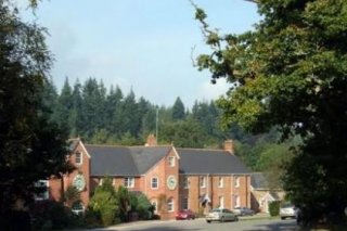 Fox & Hounds Country Hotel