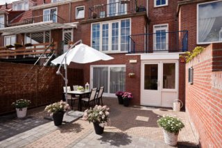 Seawave Apartments