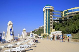 Paradise Beach Hotel