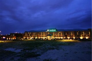 Sandman Hotel & Suites  Airport