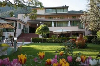 Guesia Village Hotel