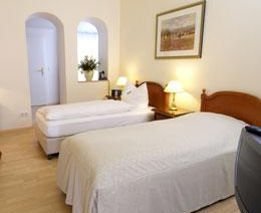 Hotel Flora