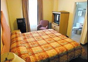 Layne Hotel