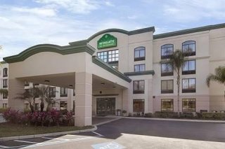 Wingate by Wyndham Hotel & Suites-New