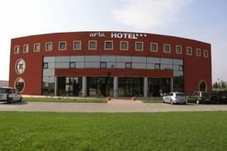 Arta Hotel