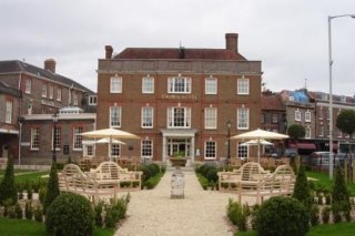 Crown Hotel