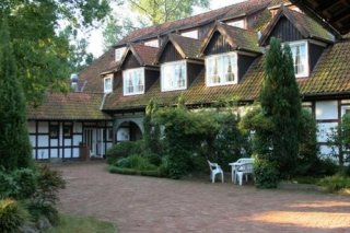 Gutshof im Oertzetal