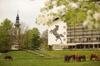 Hotel Reitzentrum Hausruckhof