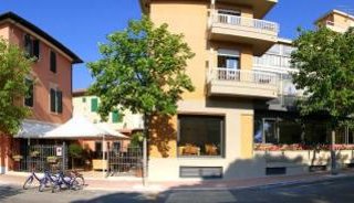 Hotel Montebello