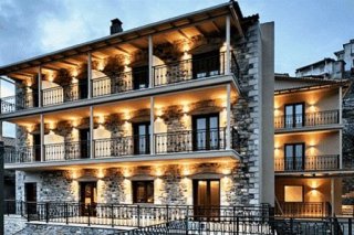 Lagadia 4 Seasons Hotel