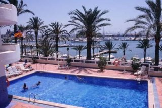 Tryp Bellver