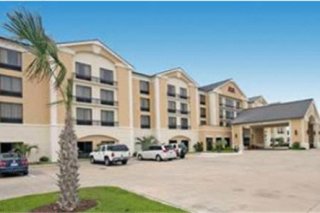 Hampton Inn and Suites Atlantic Beach
