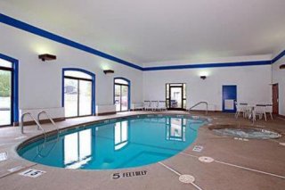 Comfort Suites Airport