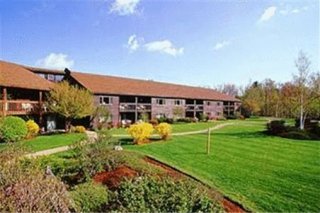 Fireside Inn & Suites