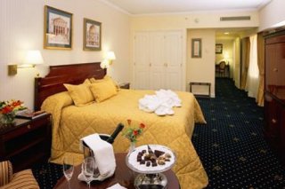 Emperador Hotel