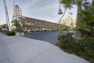 Americas Best Value Padre Trail Inn