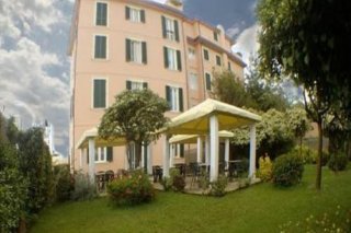 Arianna Hotel