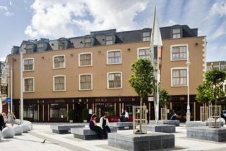 Hotel Isaacs