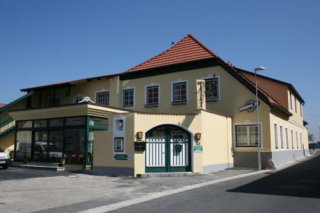 Gasthof Hofbauer-Zur weißen Rose