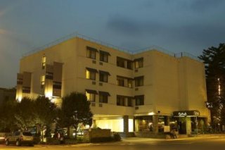 The Andrew Hotel