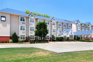 Microtel Inn & Suites South