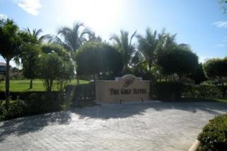 The Golf Suites