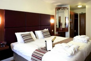 South Marston Hotel & Leisure Club (Formerly The Nightingale Hotel)