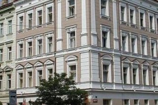 Machova