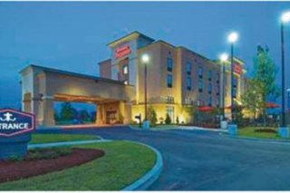 Hampton Inn & Suites