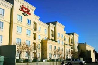 Hampton Inn & Suites by Hilton  University NW