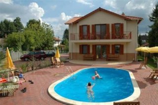Hullam Villa B&B