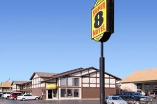 Super 8 Airport Fairgrounds West