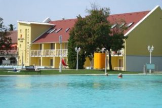 Hét Vezér Apartmanhotel