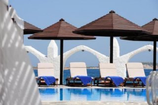 Holiday Sun Hotel